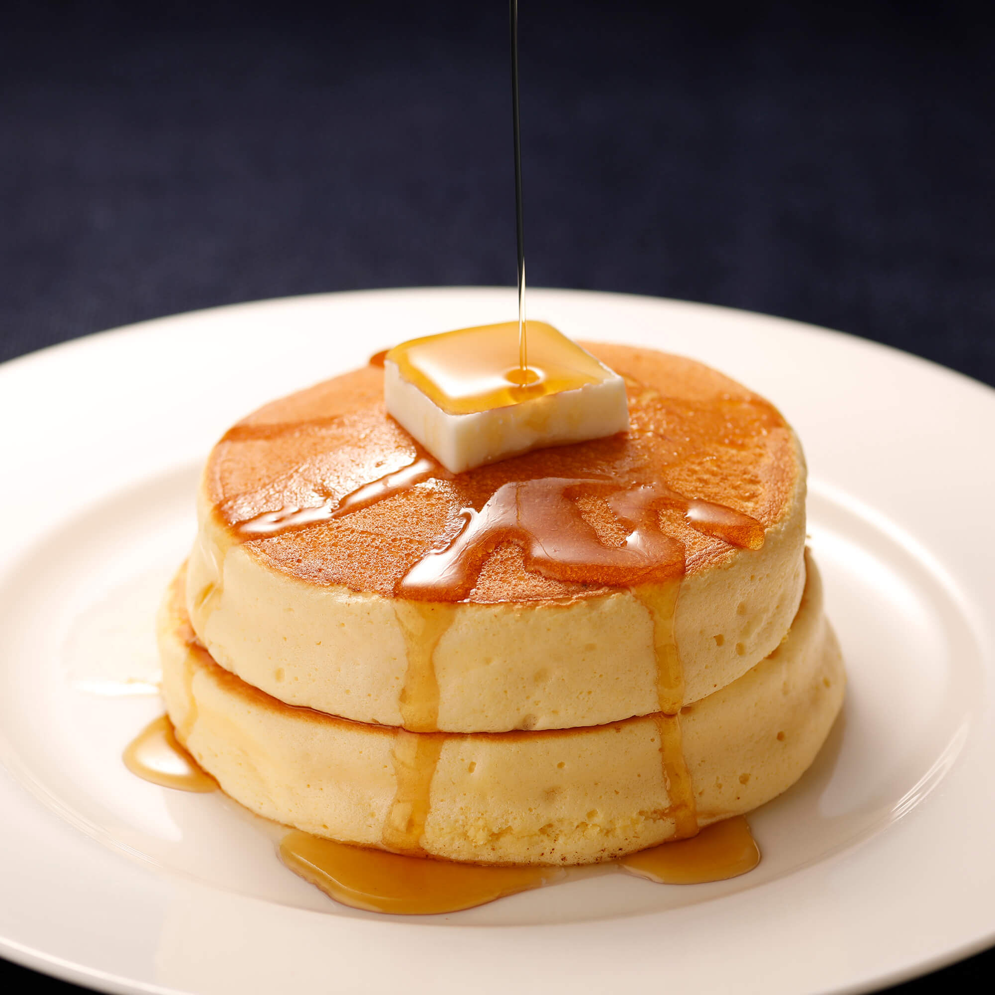 レストランでパンケーキ 大江ノ郷パンケーキ 天美卵シーザーサラダのパンケーキ 大江ノ郷自然牧場