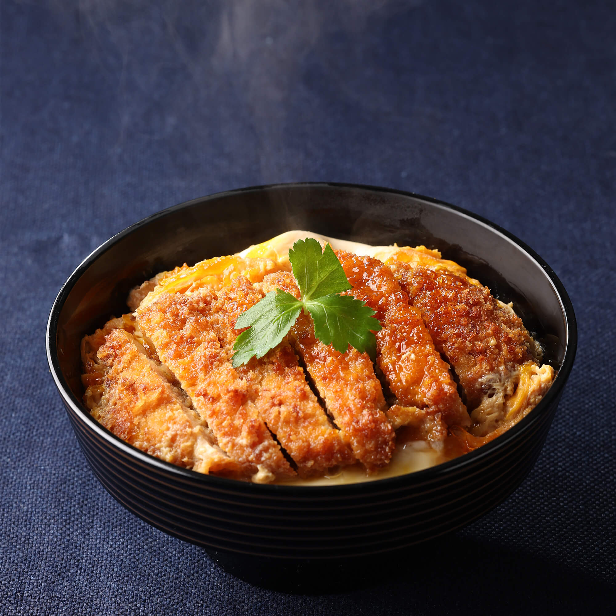 うどん専門店がつくる絶品 かつ丼 大江ノ郷自然牧場