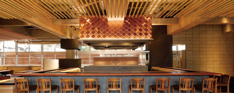 ダイニングレストランIRORI