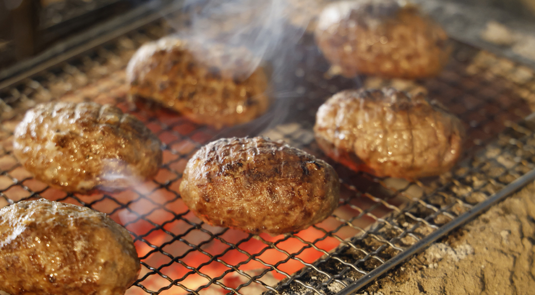 ダイニングレストランIRORI　炭火焼ハンバーグ